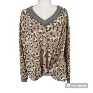 New Gilli Top Size M Light Taupe Leopard Pull Over Long Sleeve Oversized Knotted